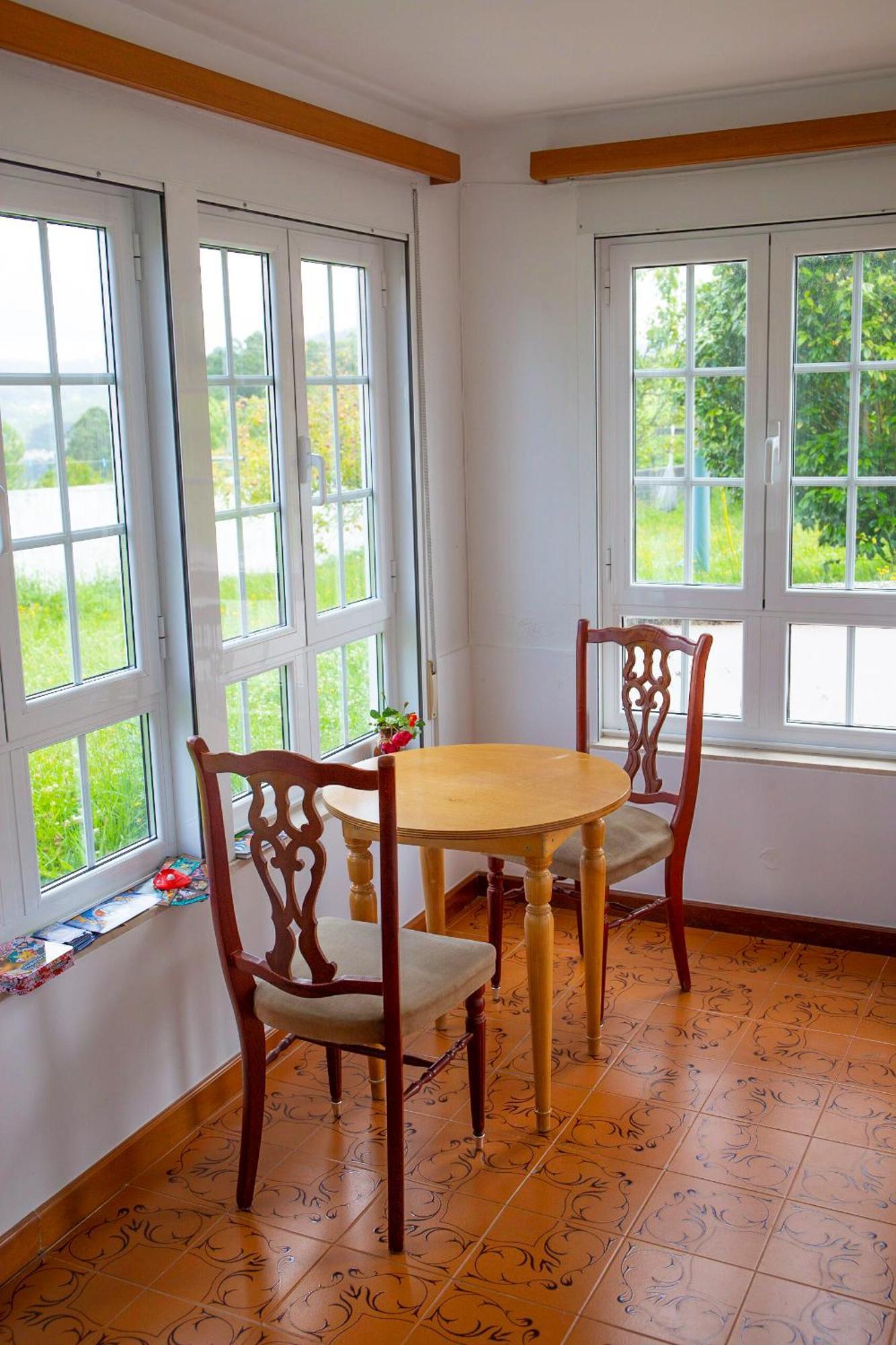 Beachfront Surf & Holiday House, Charming & Quiet Villarrube Экстерьер фото
